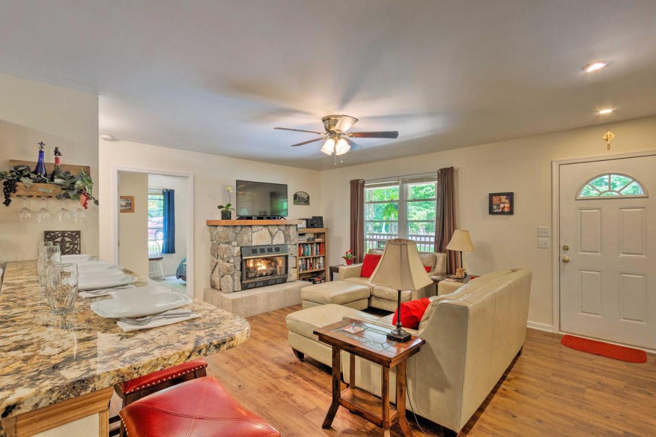 Beech Mountain Home With Covered Deck, Near Skiing! 외부 사진